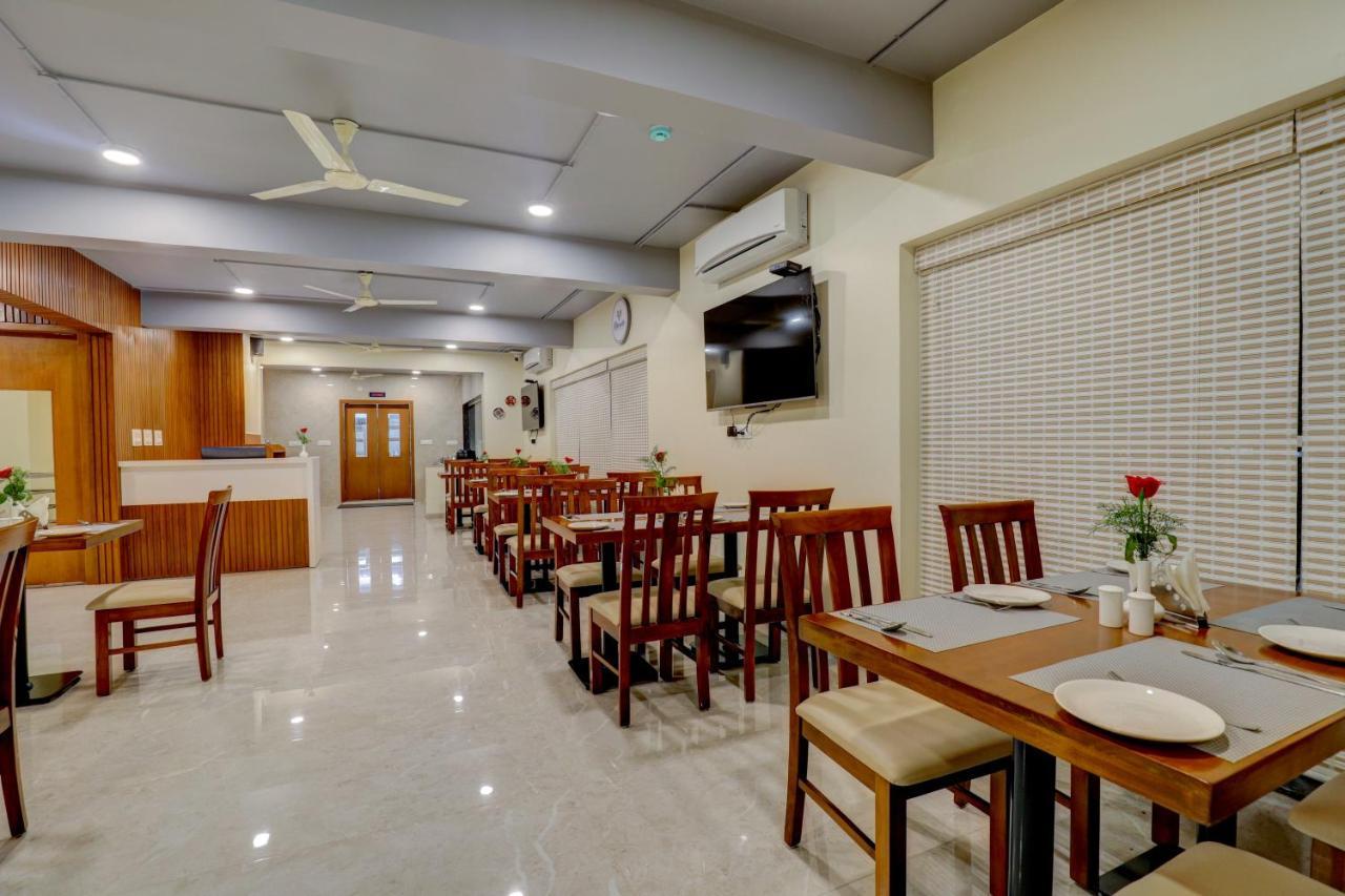 Myspace Tattwa Grand Yelahanka Buitenkant foto