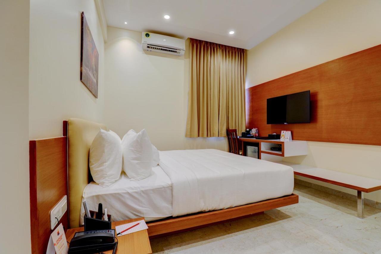 Myspace Tattwa Grand Yelahanka Buitenkant foto