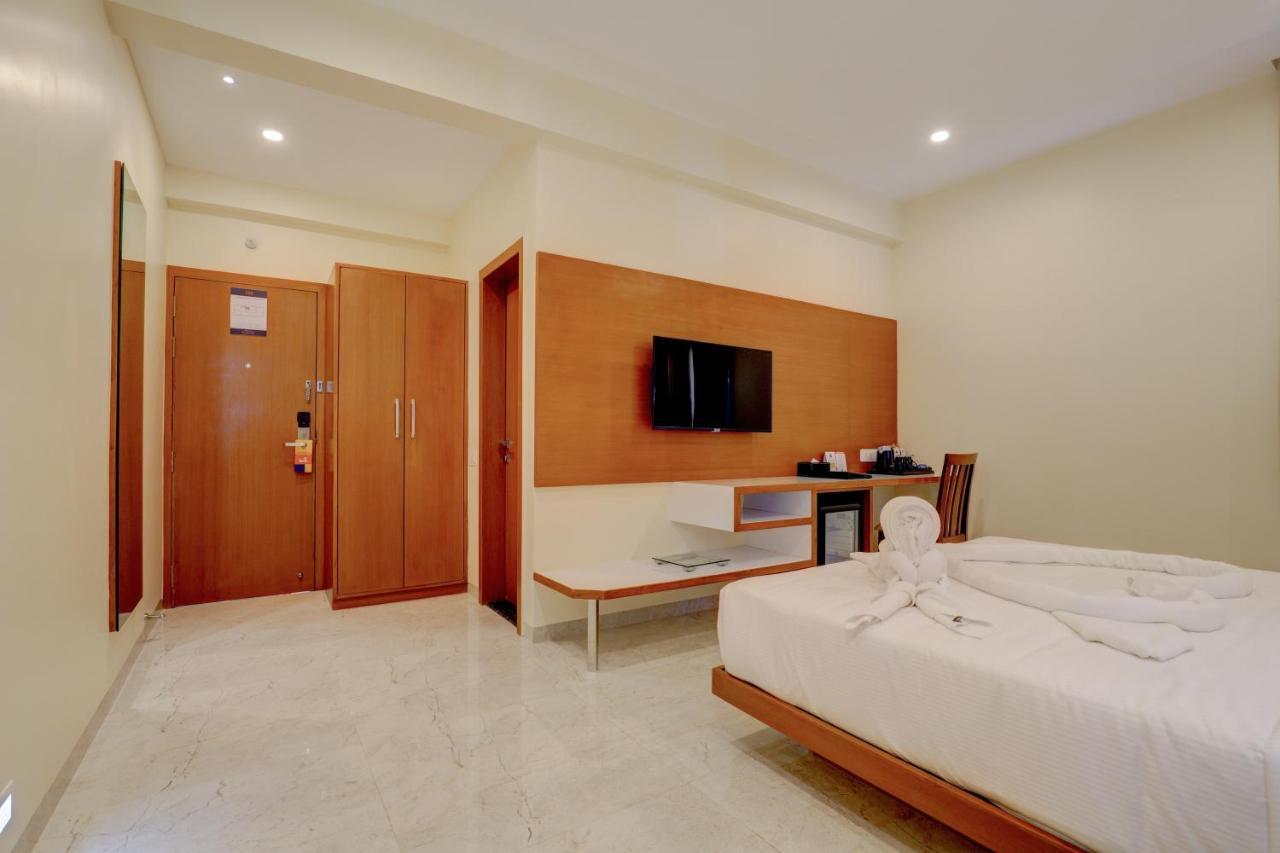 Myspace Tattwa Grand Yelahanka Buitenkant foto