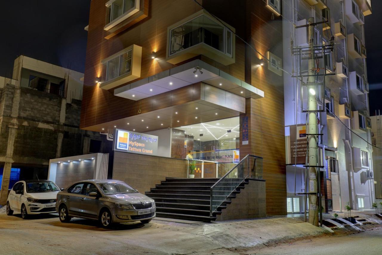 Myspace Tattwa Grand Yelahanka Buitenkant foto