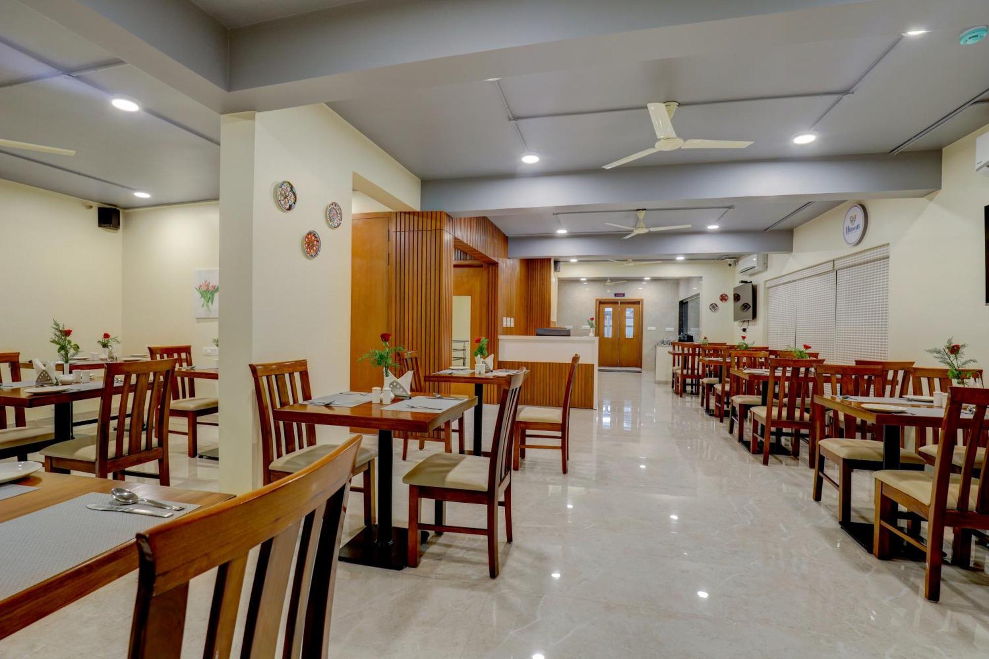 Myspace Tattwa Grand Yelahanka Buitenkant foto